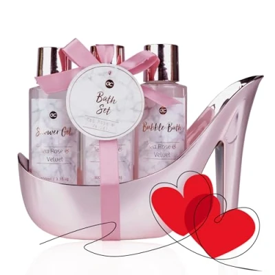 Abbildung von Accentra Geschenkset Princess Kitty für Mädchen &amp; Frauen 7 teiliges Duschset mit Schaumbad, Peeling, Duschgel, Bodylotion mehr Pflegeset Erdbeer Vanille Duft in süßer Geschenkbox