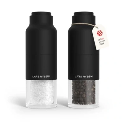 Abbildung von LARS NYSØM Salz und Pfeffermühlenset Edelstahl mit verstellbarem Mahlwerk I Flaschendesign Gewürzmühlen Set Manual (Carbon Black)