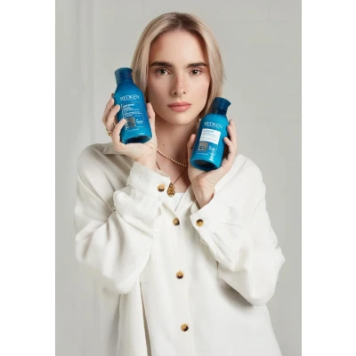 Abbildung von Redken Extreme Shampoo Strenghthens Damaged HAIR Conditioner, Größe: 300 ml,