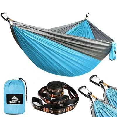 Abbildung von NATUREFUN Ultraleichte Reise Camping Hängematte 300kg Tragkraft (300 x 200 cm) Atmungsaktiv, Schnelltrocknendes Fallschirm Nylon 2 Premium Karabiner, Schlingen Inbegriffen Draußen