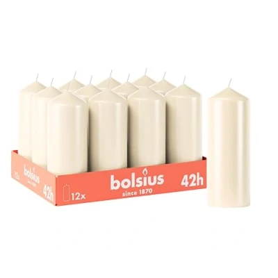 Abbildung von Bolsius Glatte Stumpenkerzen Elfenbein 12 Stück 15 x 7 cm Dekorative Haushaltkerzen Brenndauer 42 Stunden Unparfümierte Enthält Natürliches Pflanzenwachs Ohne Palmöl