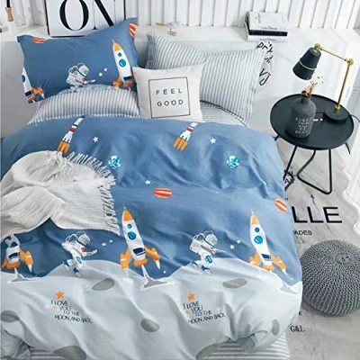 Abbildung von Kinderbettwäsche 135x200 Bettwäsche für Kinder Jungen mit Astronaut und Rakete Muster 100% Baumwolle 80x80cm Kissenbezug Reißverschluss 2 teilig Blau