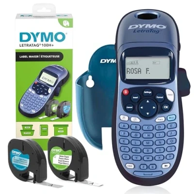 Abbildung von DYMO LetraTag LT 100H+ Beschriftungsgerät Handgerät mit Halterung Tragbarer Etikettendrucker ABC Tastatur Etiketten aus Papier und transparentem Kunststoff Ideal fürs Büro &amp; zu Hause