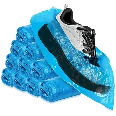 Abbildung von com four® 100x Einweg Überziehschuhe 3g je Überzieher Plastik Schuhüberzieher Einmal Schuh wasserdicht Überschuhe in Einheitsgröße