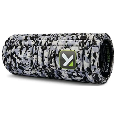 Abbildung von TriggerPoint Grid Faszienrolle mit Kostenlosen Online Videos, Kompakte Massagerolle, Tragbare und Vielseitige Faszienrolle, Grey Camo, 13&#039;&#039;/33cm
