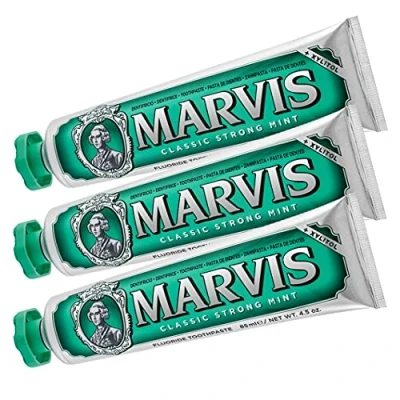 Abbildung von MARVIS Classic Strong Mint, Zahncreme mit Pfefferminze für belebende und langanhaltende Frische, entfernt Plaque hartnäckige Beläge, Fluorid, 3 x 85 ml, 3er Pack