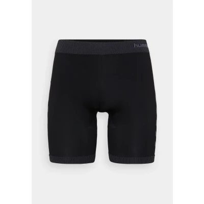 Abbildung von Hummel kurze Sporthose, Herren, Größe: Small, Black