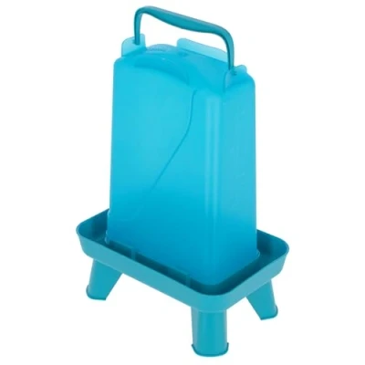 Abbildung von Kerbl Hobbyfarming Kunststofftränke Mit Standfüßen, Automatische Wasserzufuhr, Stabiler Stand, Wetterbeständig, Leichte Reinigung, Tragegriff, Transparentes Oberteil, 3,5L, blau