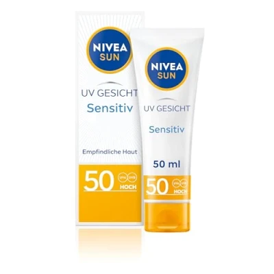 Abbildung von NIVEA SUN UV Gesicht Sensitiv Sonnenschutz LSF 50 (50 ml), parfumfreie Gesichtscreme mit für empfindliche Haut, sofort wirksame Sonnencreme beruhigt Hautirritationen