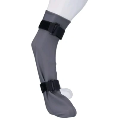 Abbildung von Trixie 19432 Schutzsocke, Silikon, M: 8 cm/35 cm, grau