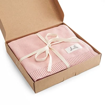 Abbildung von Livella Babydecke aus 100% Bio Baumwolle, Premium Strickdecke samt weich und atmungsaktiv, Ideal für zarte Babyhaut, Oeko TEX Standard 100 GOTS Zertifiziert (Rosa)