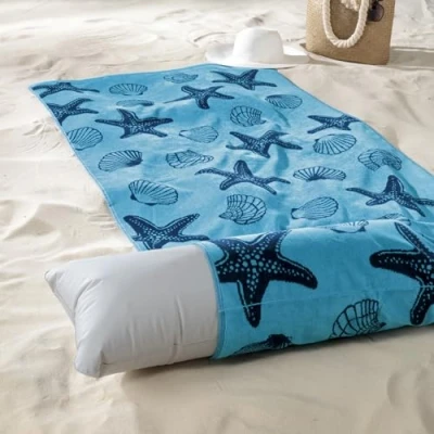 Abbildung von Delindo Lifestyle Frottee Strandtuch mit Kopfkissen blau, 100% Baumwolle, Strandlaken Kissen ist 80x180 cm groß