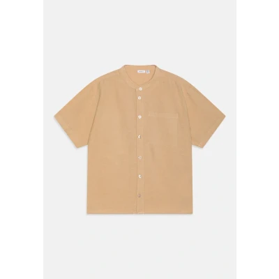 Abbildung von NAME IT Jungen NKMFAHER SS Shirt F NOOS Kurzarmhemd, Humus, 146/152 cm