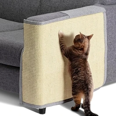 Abbildung von Navaris Katzen Kratzmatte Kratzschutz Sofa Links Sisal Kratzteppich für Katze Sessel Couch Katzenkratzmatte auch Hunde schwarz
