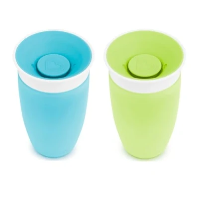 Abbildung von Munchkin Miracle 360 Trinkbecher für Babys und Kleinkinder, 2er Set, BPA freier Trinklernbecher, auslaufsicher &amp; spülmaschinenfest, Kinder ab 12 Monaten 296 ml, Blau/Grün