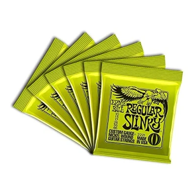 Abbildung von Ernie Ball Regular Slinky Nickel Wound E Gitarrensaiten, 6er Pack, Stärke 10 46