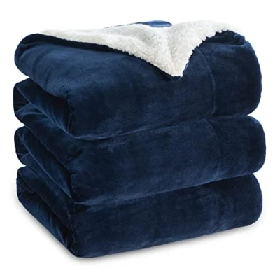 Abbildung von BEDSURE Decke Sofa Kuscheldecke Marine Blau warm Sherpa Sofaüberwurf Decke, Dicke Sofadecke Couchdecke, 230x270 cm Flauschige Wohndecke für Couch