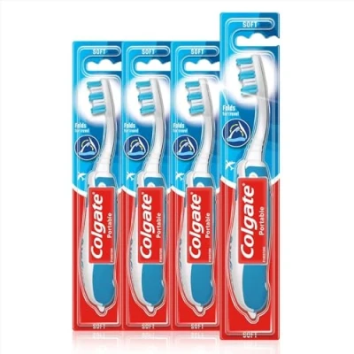 Abbildung von Colgate Zahnbürste für Unterwegs, weich, 4 Stück, faltbar Reisezahnbürste in kompakter Größe ideal Koffer und Taschen