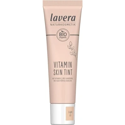 Abbildung von lavera Vitamin Skin Tint Light 01 Foundation frischer Teint &amp; natürliches Finish kaschiert feine Unebenheiten vegan Naturkosmetik 30 ml