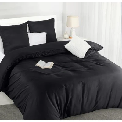 Abbildung von Utopia Bedding Bettwäsche 155x220 Mikrofaser Bettbezug cm + 2 Kissenbezüge 80x80 Schwarz