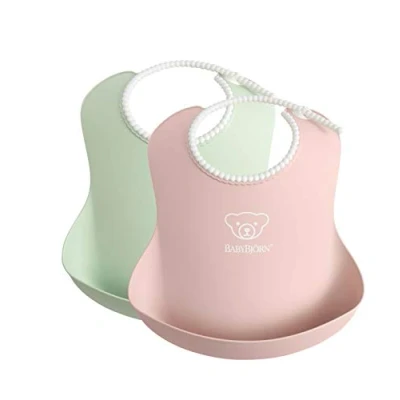 Abbildung von BabyBjörn Lätzchen, 2er pack, Blassgrün/Blassrosa