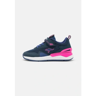 Abbildung von Kangaroos Kdgym Unisex Sneaker low für Kinder, Größe: 29, Dark navy/fandango pink Schuhe