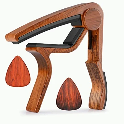 Abbildung von MOREYES Gitarre Capo für Akustik Gitarre, Ukulele, E Bass mit Holz Farbe Plektrum Plektron Picks Mirabow color