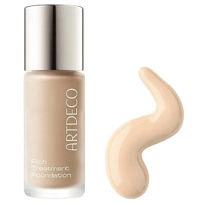Abbildung von ARTDECO Rich Treatment Foundation Flüssige wasserfeste Creme 1 x 20 ml