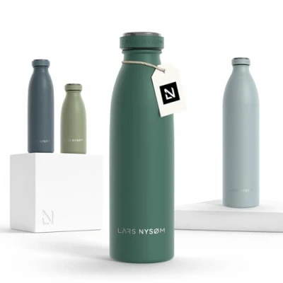 Abbildung von LARS NYSØM Edelstahl Trinkflasche 350ml, 500ml, 750ml, 1L, 1 5 liter Thermosflasche Kohlensäure geeignet Auslaufsichere Wasserflasche für Sport, Outdoor, Schule (Pine Green, 500ml)