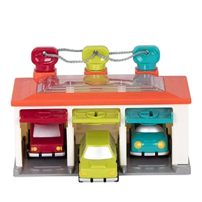 Abbildung von Battat Motorikspielzeug Auto Garage Cars mit Schlüsseln Formensortierspiel Baby Spielzeug ab 2 Jahren (5 Teile), 11 (L) x 7.5 (W) 6.6&quot; (H)