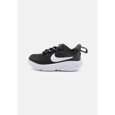 Abbildung von Nike Performance STAR Runner 4 Unisex Laufschuh Neutral für Kinder, Größe: 21, Black/anthracite Schuhe