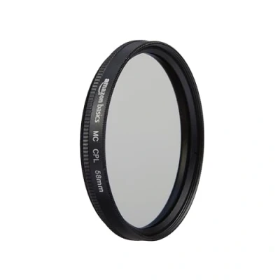 Abbildung von Amazon Basics 58 mm Circular Polarisations Schutzfilter für tiefere Farben, Reduzierung von Blendung und Reflexionen, Mehrfach beschichtet, schützt vor Staub, Schmutz Kratzern