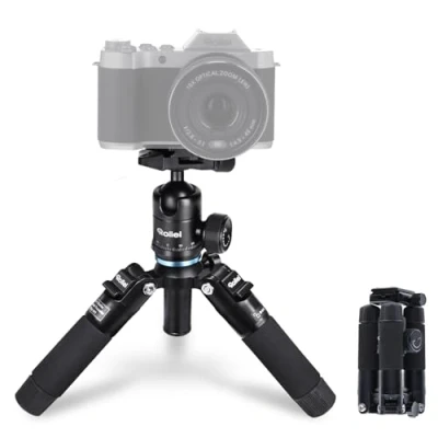 Abbildung von Rollei Compact Traveler Mini M1 I Schwarz Leichtes Reisestativ aus Aluminium Foto Stativ mit geringem Packmaß inkl. Zubehör