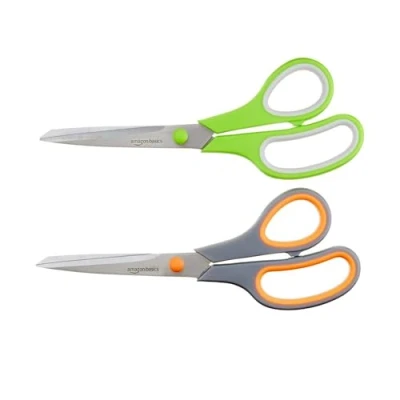Abbildung von Amazon Basics Mehrzweck Büroschere aus Edelstahl mit komfortablem Griff, PVD beschichtet, 2 Stück, Grün/Grau/Orange/Weiß