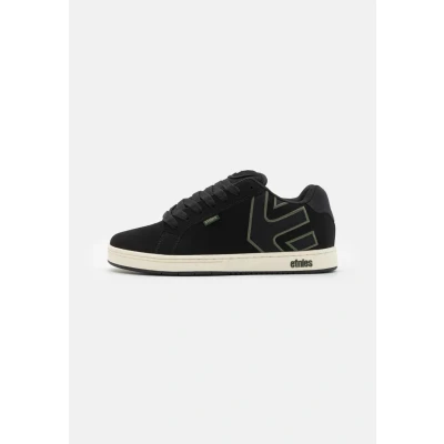 Abbildung von Etnies Fader Skateschuh, Herren, Größe: 44, Black/green Lederimitat/textil