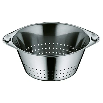 Abbildung von WMF Gourmet Sieb Edelstahl 24 cm, Seiher mit großen Löchern, Nudelsieb, Küchensieb, Cromargan Edelstahl, spülmaschinengeeignet