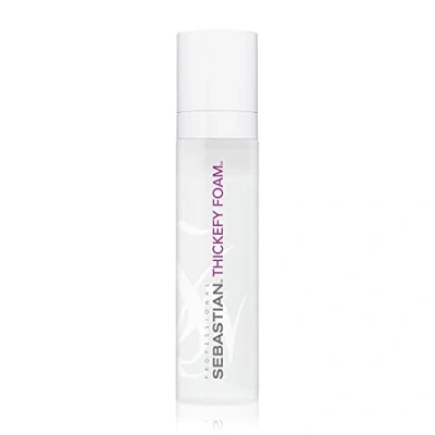 Abbildung von SEBASTIAN PROFESSIONAL THICKEFY Schaumfestiger mit Hitzeschutz (190 ml) pflegender Volumenschaum für feines Haar flüssig schaumartiger Technologie stylt und schützt