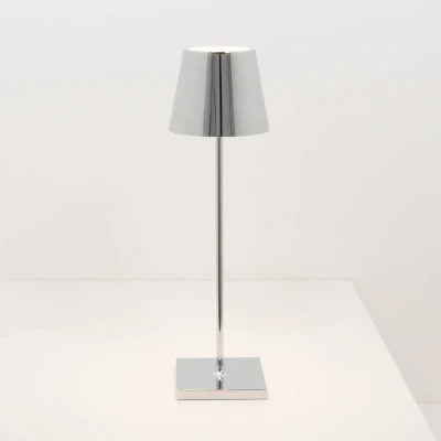 Abbildung von Zafferano Poldina Pro Kabellose LED Tischlampe Aufladbar Dimmbare Touch Akku Lampe mit Galvanischem Finish Lichtfarbtemp. 2700 3000K Aluminium H38 (Glänzend Chrom)