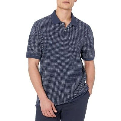 Abbildung von Amazon Essentials Herren Polohemd mit normaler Passform aus Baumwollpiqué (erhältlich in Big &amp; Tall), Marineblau Weiß Punkte, XS