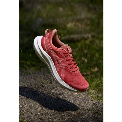 Abbildung von Asics JOLT 5 Laufschuh Straße, Damen, Größe: 40.5, Dark pink clay/pink clay Schuhe