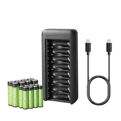 Abbildung von Amazon Basics Batterieset, wiederaufladbar, aus 8 x AAA Batterie, NiMh, 800 mAh, + AA 2000 mit Batterieladegerät Platz für Batterien, ohne AC Netzadapter, USB C Anschluss