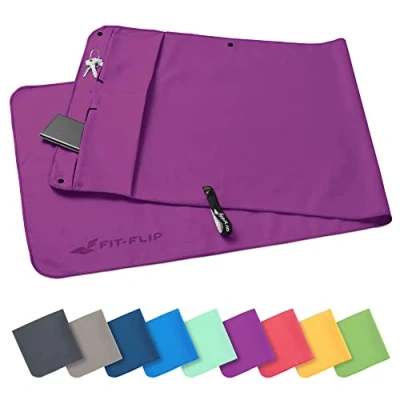 Abbildung von Fit Flip Fitness Handtuch mit Magnet und Reißverschluss Tasche Gym aus Mikrofaser für Sport Kompakt &amp; Schnelltrocknend Sporthandtuch Fitnessstudio Lila 130x48cm