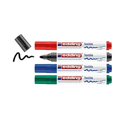 Abbildung von edding 4500 Textilmarker schwarz, rot, blau, grün 4 Stück Rundspitze 2 3 mm Textilstifte waschmaschinenfest (60 C) zum Stoff bemalen Stoffmalstift