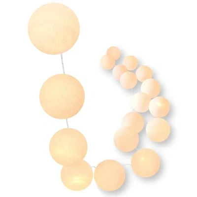 Abbildung von CREATIVECOTTON LED Lichterkette mit Cotton Balls inkl. Timer und Dimmer (Honey, 20 Kugeln)
