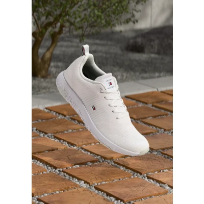 Abbildung von Tommy Hilfiger Corporate Runner Sneaker low, Herren, Größe: 45, White Schuhe