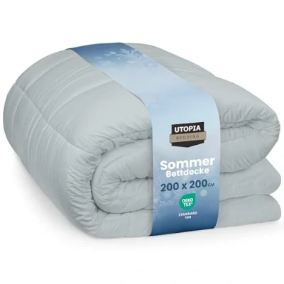 Abbildung von Utopia Bedding Leichte Bettdecke 200x200 cm, Steppdecke 200 GSM mit Polyesterfüllung, weiche Sommerdecke Ecketiketten, Ersatzdecke genäht (Hellgrau)