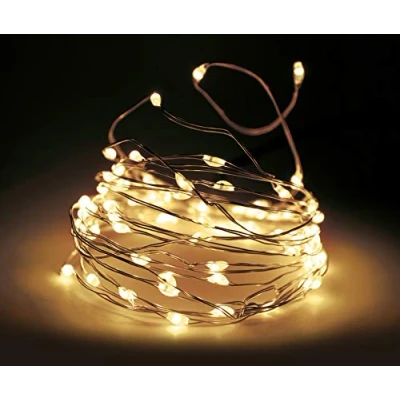 Abbildung von Spetebo LED Draht Lichterkette mit Timer und 8 Funktionen warm weiß 395 cm / 80 Innen Außen Batterie betrieb