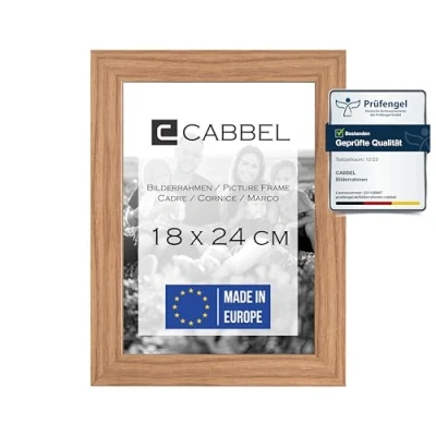 Abbildung von CABBEL Bilderrahmen 18x24 cm, Eiche, stabiles MDF Holz Rahmen, bruchsicherem Plexi Glas, zum Aufhängen &amp; Aufstellen, ideal für Fotos/Bilder/Collage