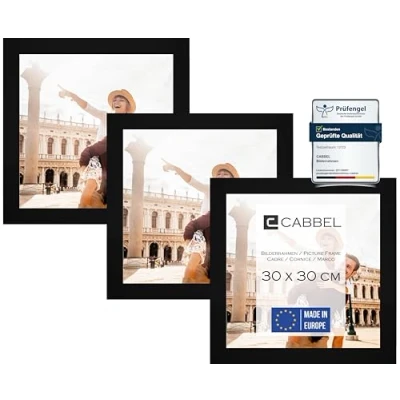 Abbildung von CABBEL Dreierpack (3 Stk.) Bilderrahmen 30x30 cm MDF Holz Rahmen in Schwarz mit bruchsicherem Plexi Glas/Modern