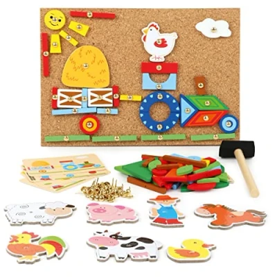 Abbildung von small foot Hämmerchenspiel „Bauernhof“ aus Holz, Korkboden mit Motiven des Bauernhofes zum Hämmern, ab 3 Jahren, 10228